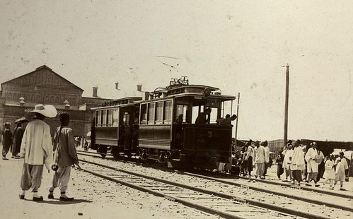 中国第一条有轨电车线路在北京马家堡火车站 1899 Peking, China First Tram at Railway Station