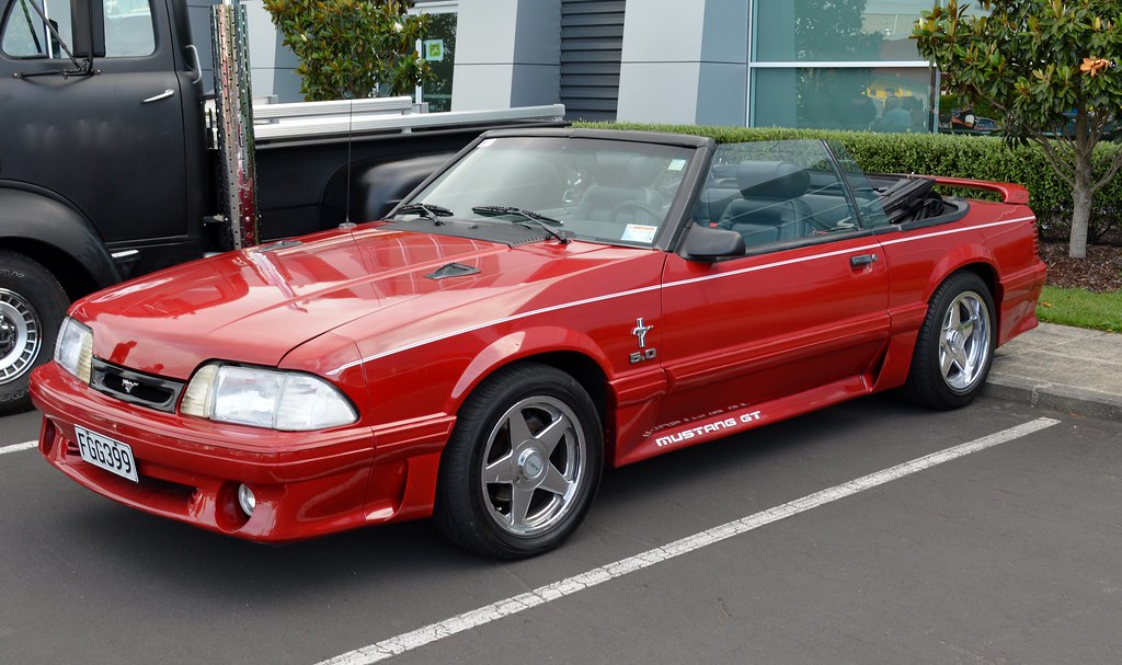 Image of 1988 Ford Mustang GT