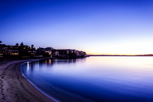 longexposure autumn trees houses sunset sunlight water silhouette canon reflections river landscape photo sand colours may vivid perth mansion luxury canonef1740mmf4lusm westernaustralia swanriver foreshore wideanglelens applecross ndfilter 550d t2i kissx4 photosbydlee photosbydlee13