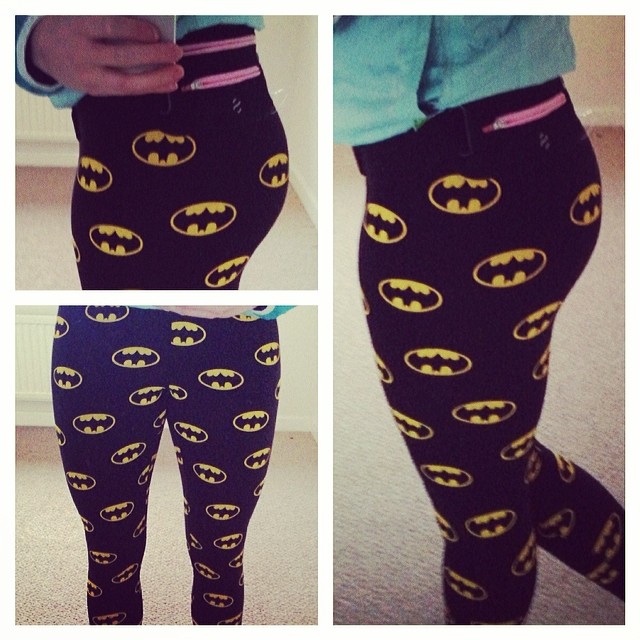 Woohoo!!! Batman leggings for the gym and a cheeky (pun in…