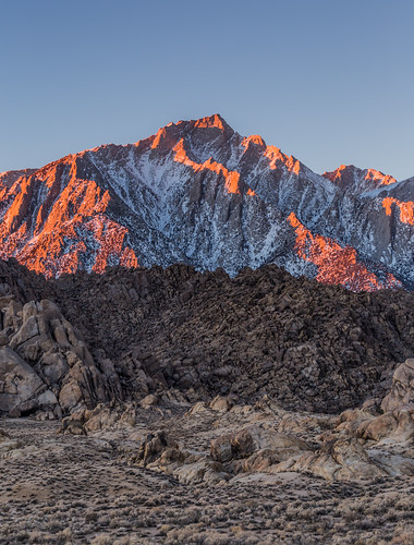 california terrain mountain mountains texture rock sunrise rocks layers sunrises lonepine alabamahills sunkiss movierd