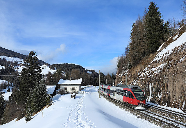 OBB class 4024 EMU, Gries am Brenner 🇦🇹, 2 Feb 2015