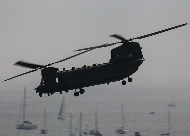 RAF Chinook accelarating - Bournemouth Air Festival 2015