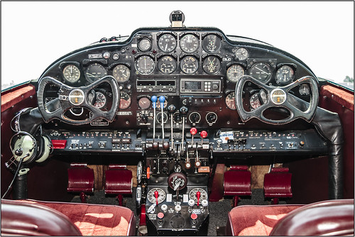 Představení RC modelu letadla E-flite Beechcraft D18 | Astra