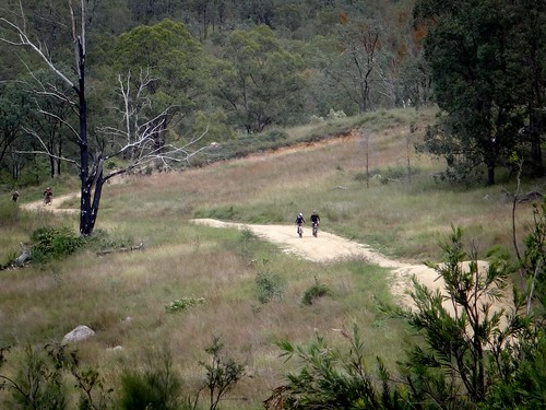 creek cycling mtb emu