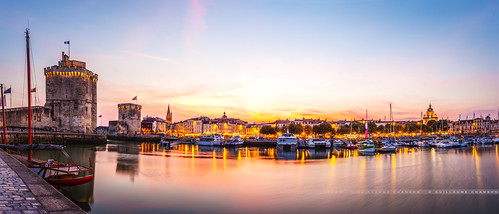 sunset sea mer france tower port canon pose soleil long exposure tour coucher exposition reflet reflect larochelle charente panoramique panorma longue canoneos5dmarkii