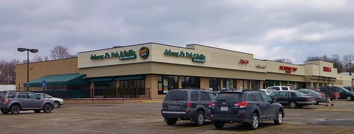 Johnny Js Johnny J's Pub & Grille | 2891 East Waterloo Road in Akron, … | Flickr