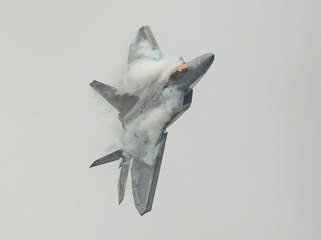 F22 On Fire ....