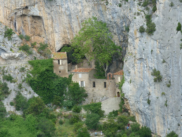 Ermitage Saint-Antoine de Galamus...