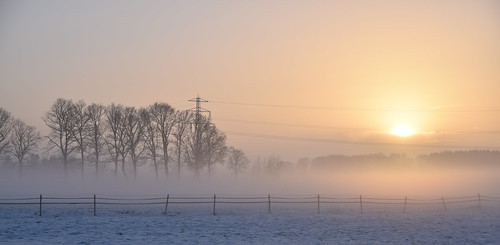 winter sunset sky sun snow field fence nikon 1750 tamron itzehoe kremperheide d3300