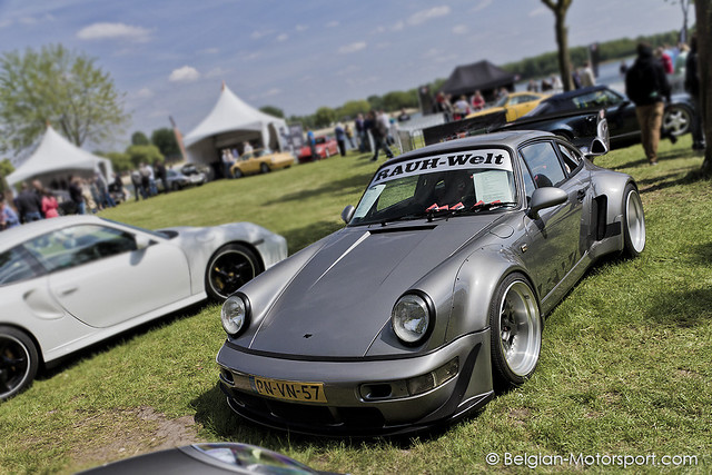 Porsche 964 RWB Rauh-Welt