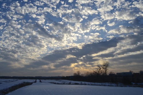 morning blue winter columbus ohio sky sun white snow field clouds rural sunrise day cloudy farmland polaris