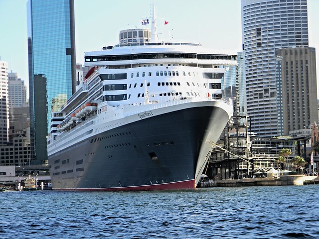 QUEEN MARY 2  MARCH 7th 2013 SYDNEY