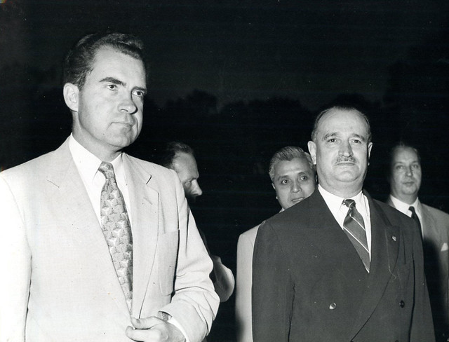 Hanoi 1953 - Cérémonie du souvenir aux morts - Phó TT Mỹ Richard Nixon