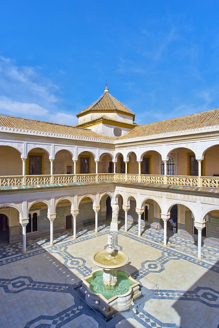 The main Courtdyart - Casa de Pilatos