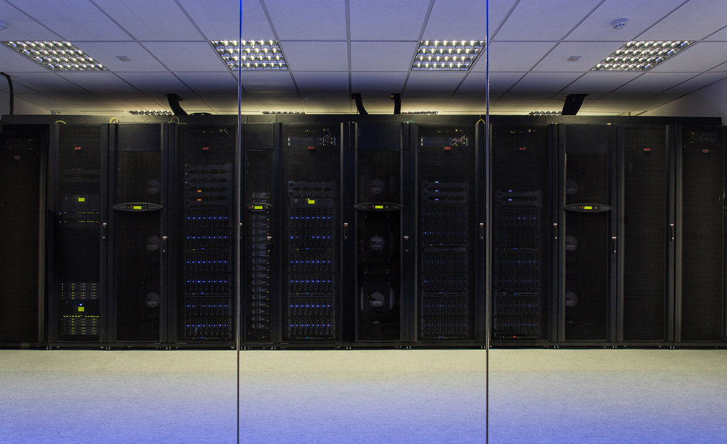 22 Dell Intel HPC | HPC: Dell Super Computer, 10 billion cal… | Flickr
