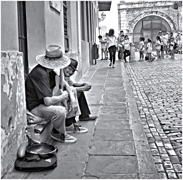 Musico Callejero (Street Musician)