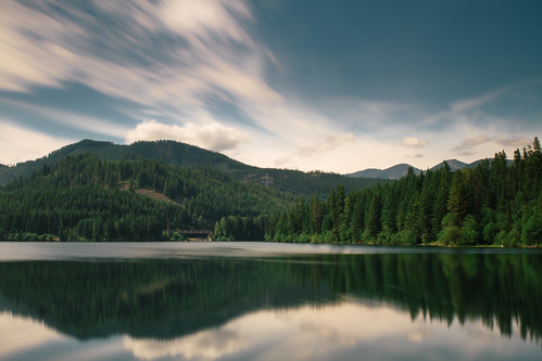 easton canon nature longexposure pacificnorthwest pnw lake clouds motion landscape scenic trees reflection clear day canoneos7d canonef2470mmf28lusm washington