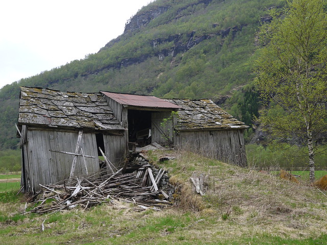 Ruined barn, Skolden, Norway