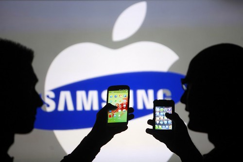 iPhone 5S vs Galaxy S5 in biometrics test | by chargoodell68