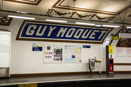 Guy Moquet metro stop