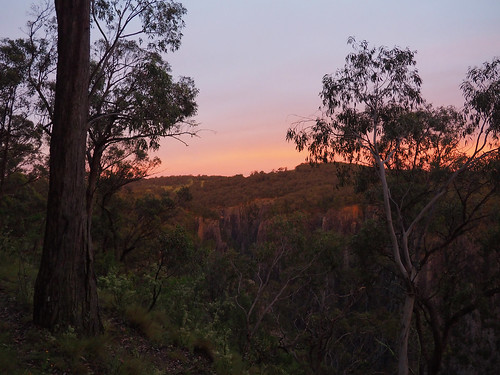 kaptainkobold nsw australia sunset pink blue couds sky apsely gorge landscape scenery nationalpark