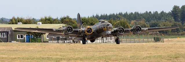 B17 Flying Fortress 