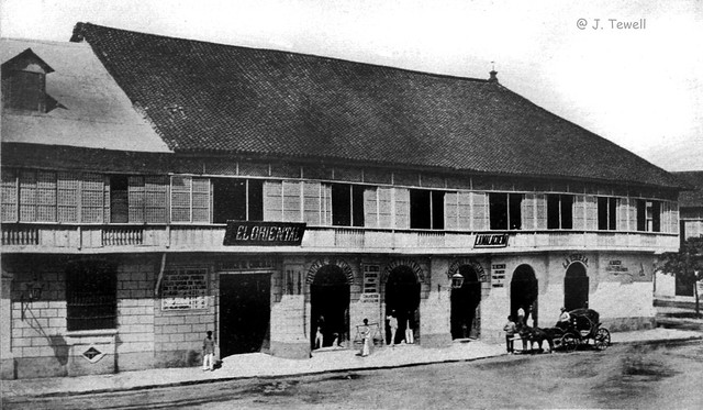 Café and Chocolate Factory in Binondo, Manila, Philippines, 1900 or before