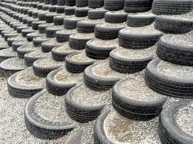 Dekkrad -|- Row of tyres