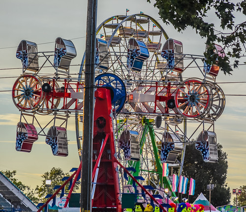 california county carnival sunset summer panorama color northerncalifornia june spring nikon ride large fair panoramic pre spinning butler bayarea zipper ferriswheel opening eastbay midway stitched pleasanton alamedacounty alamedacountyfair 2016 boury pbo31 d810 amuesments