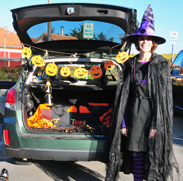 Trunk-or-Treating at Monterey Road CDC