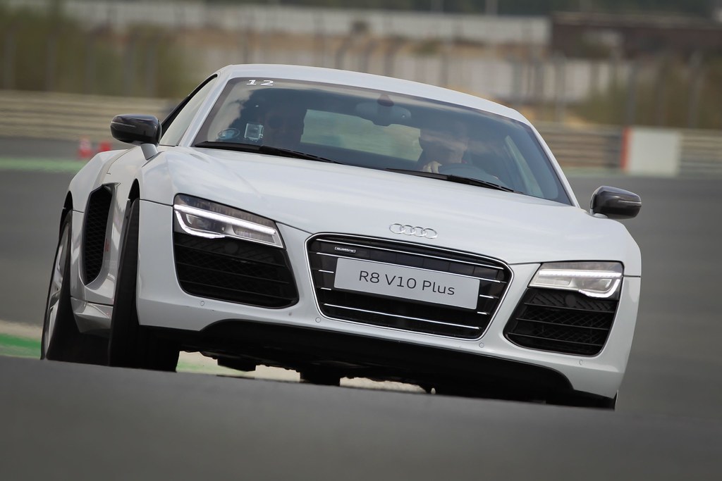 Audi r8 rs