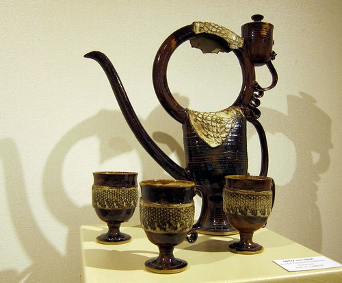 ceramics pottery teapots potters leroyvonglan galleries nordstrandvisualartsgallery waynestatecollege wayne nebraska teaforthree