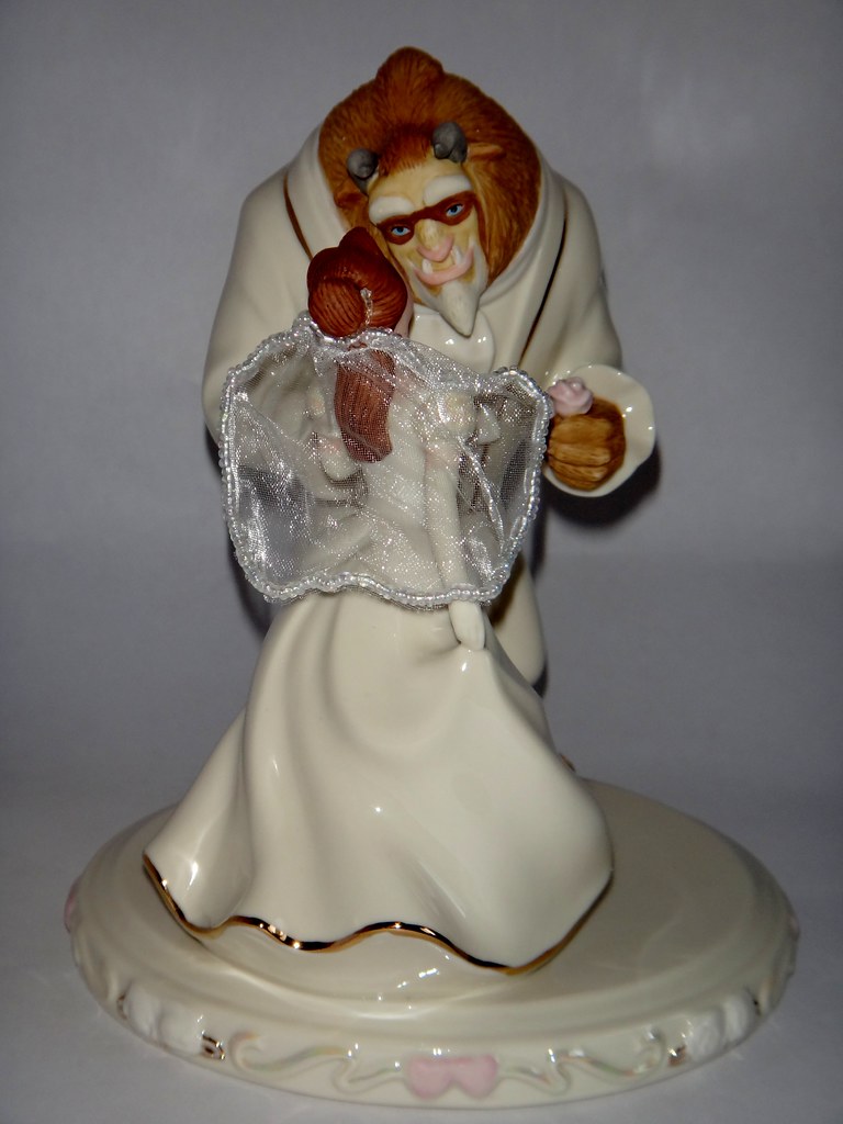 Lenox Beauty and the Beast Belle's Wedding Dreams Cake Topper Figurine no box