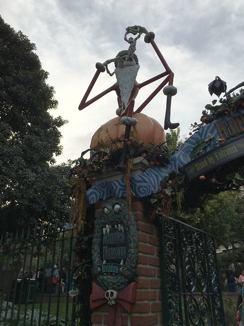 Haunted Mansion Holiday Entrance