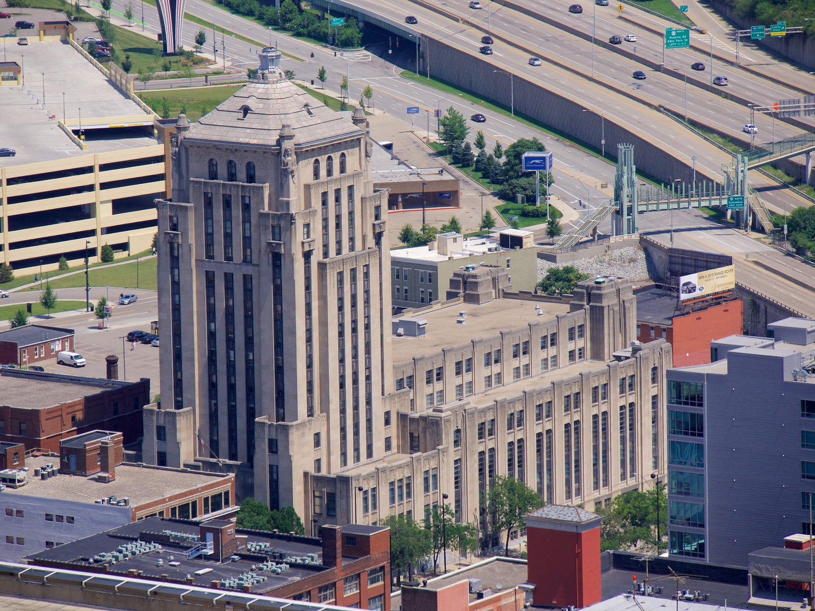 800 Broadway