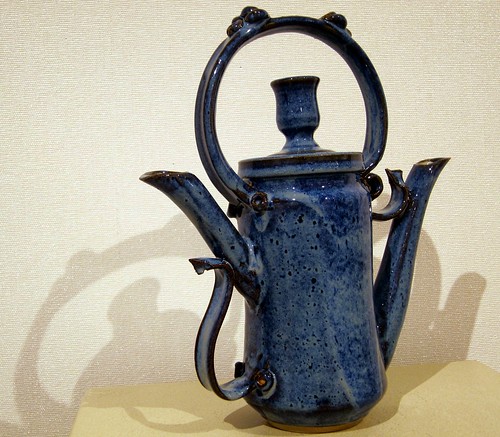 ceramics pottery teapots leroyvonglan galleries nordstrandvisualartsgallery waynestatecollege wayne nebraska doublespoutedteapot