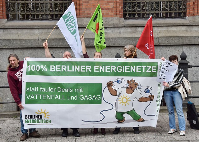 14.06.16: Aktion Berliner Energietisch vor Roten Rathaus