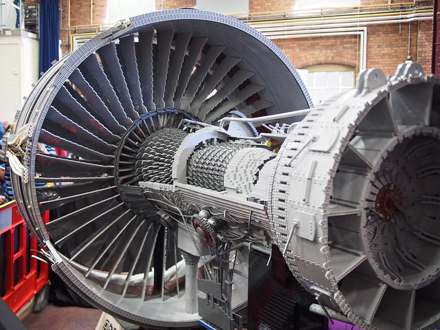 Lego Rolls Royce Trent 1000 Jet Engine