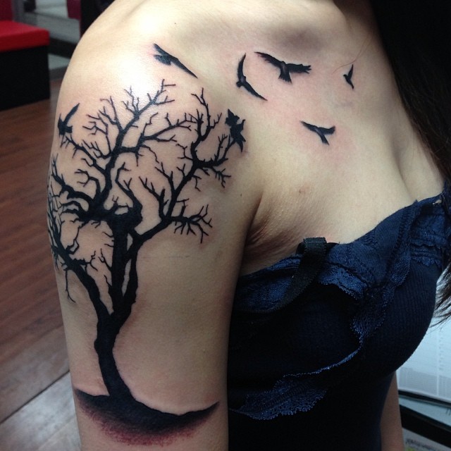 Share 97+ about tree arm tattoo unmissable .vn