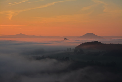 fog night sunrise nebel sonnenaufgang elbsandsteingebirge sandsteiner sandsteinerphotography