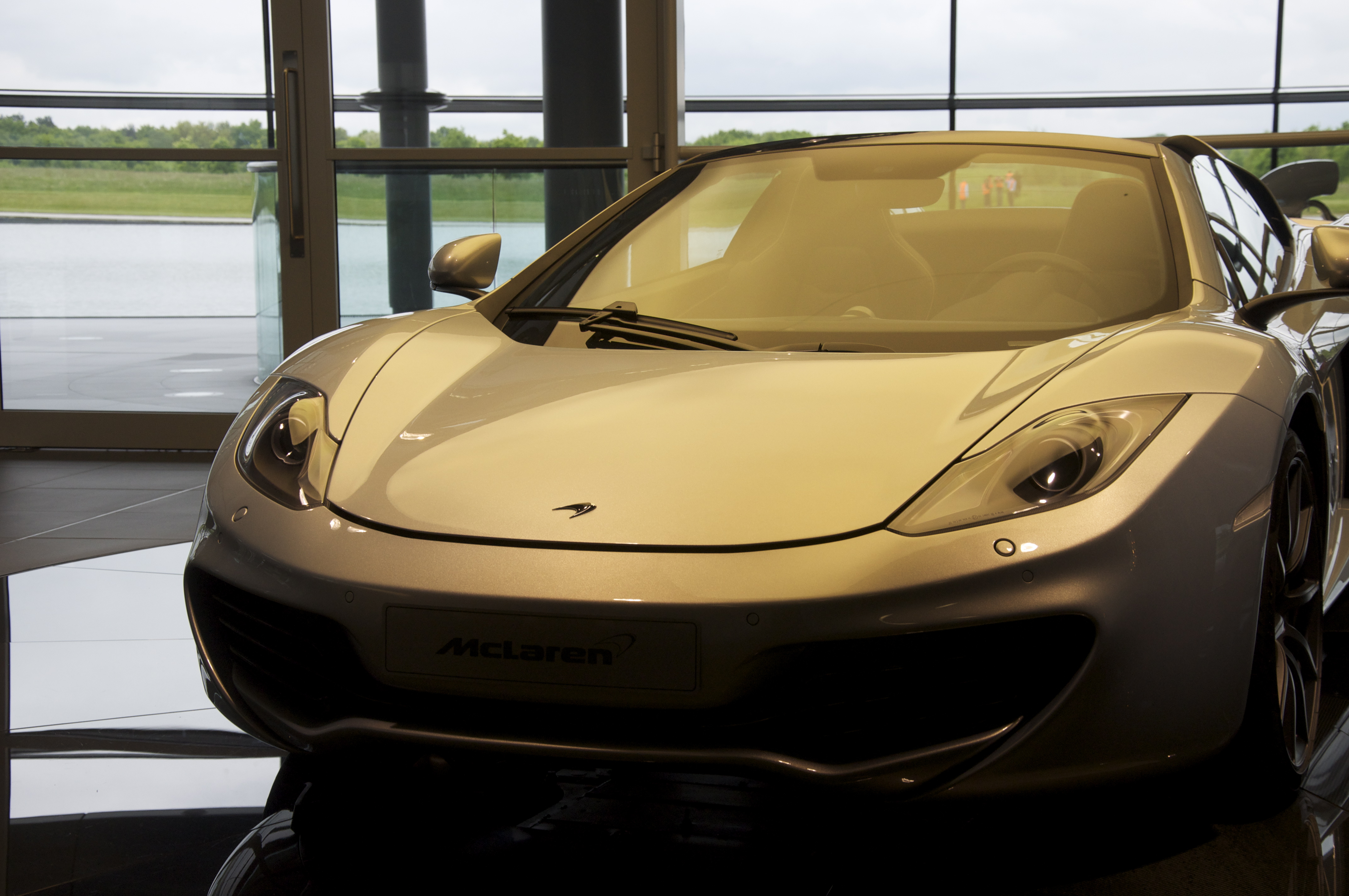 McLaren 12C