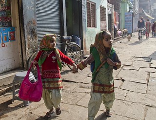 Sisters - D7K 4217 ep | Varanasi (Banaras) India, 2011 Only … | Flickr
