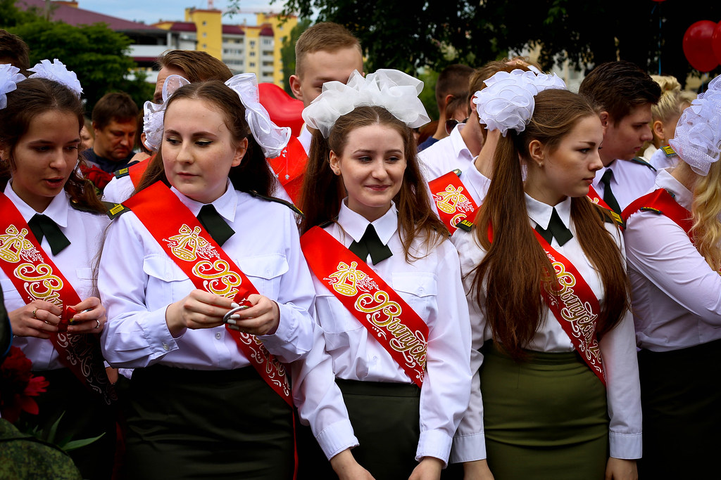 Школа патриот энгельс. Школьный Патриот. Кадетская школа Пенза 70 последний звонок. Кадетская школа Патриот Энгельс 9 в.