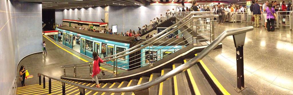 Metro Tobalaba | RiveraNotario | Flickr