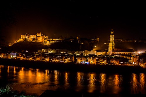 Burghausen at night by geheimfrage, 