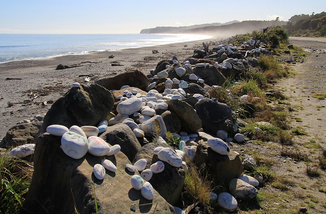 Bruce Bay & stones (2)