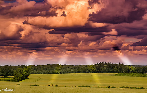 Paysage rural. by Crilion43, france véreaux divers ciel centre champ herbe paysage canon nuages cher arbres maison nature pré réf