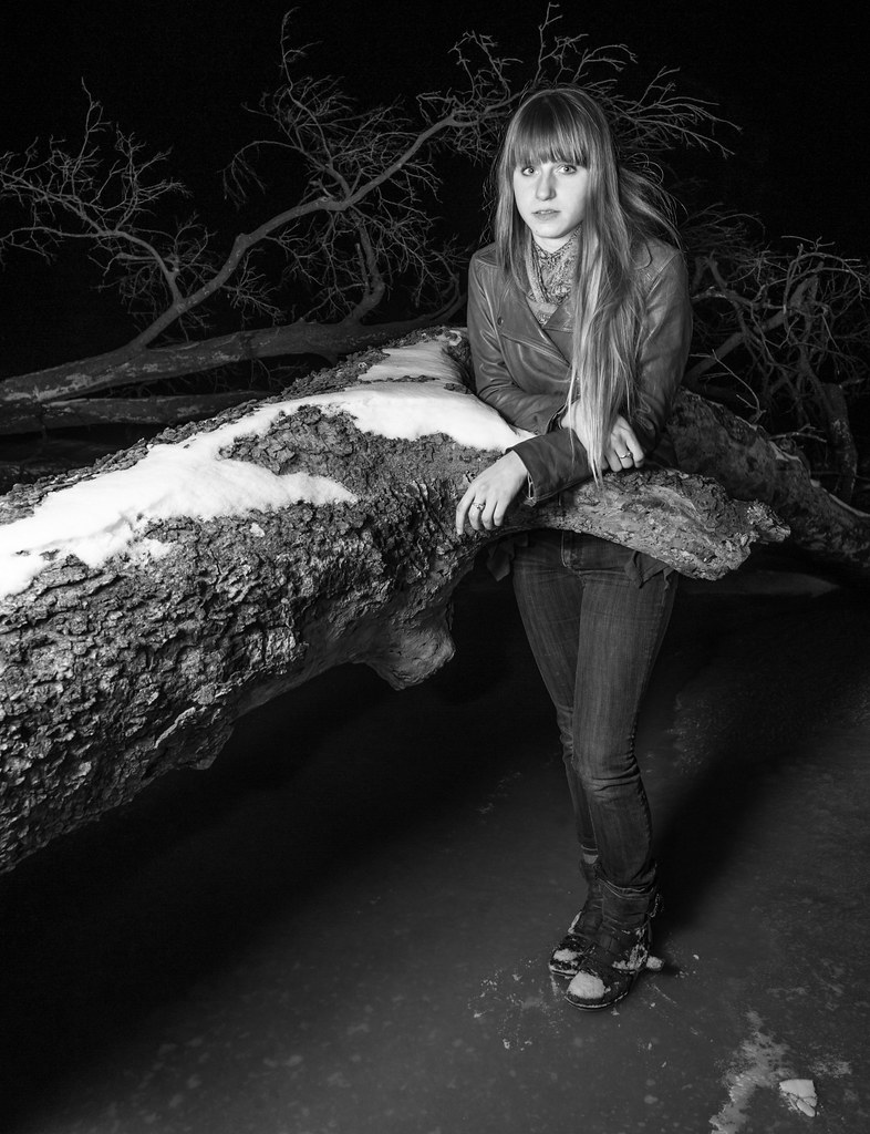 Flickriver: Photoset 'Katie in the Snow' by Doug Schwarz