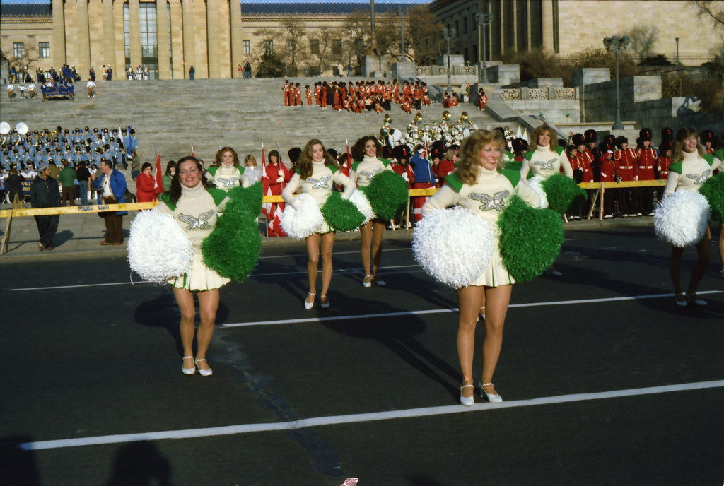 Philadelphia Thanksgiving Day Parade 1981 053 Eagle Cheerl… Flickr
